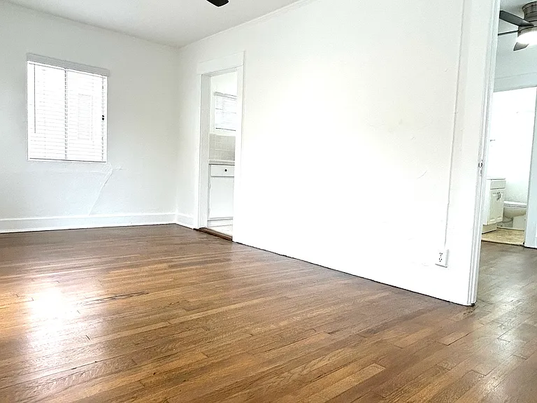 245 6th Ave #1 — Photo 5