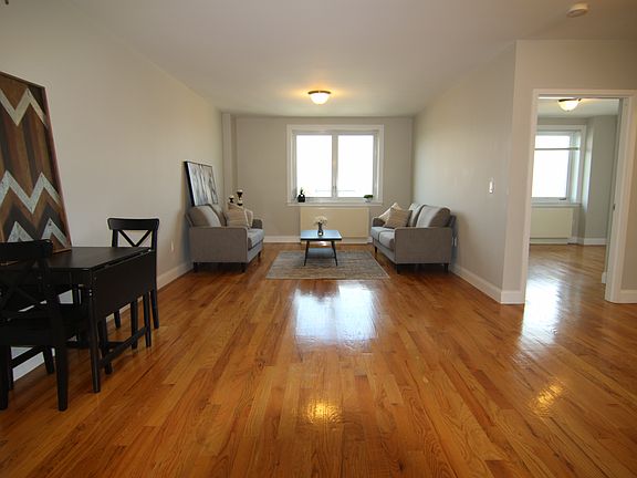 2nd image of 2012 31st St APT 5F