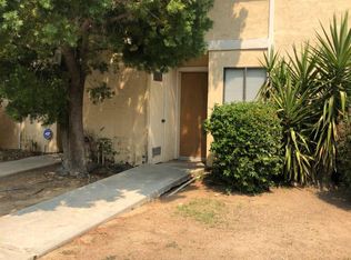 2424 Eric Way APT B, Bakersfield, CA 93306