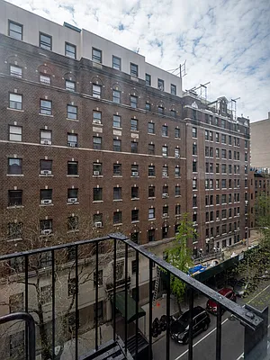 Rented by City Connections Realty | media 10