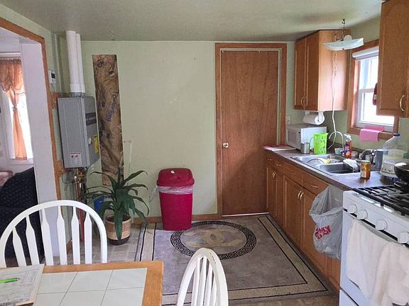 2nd image of 4917 Whitefeather Rd