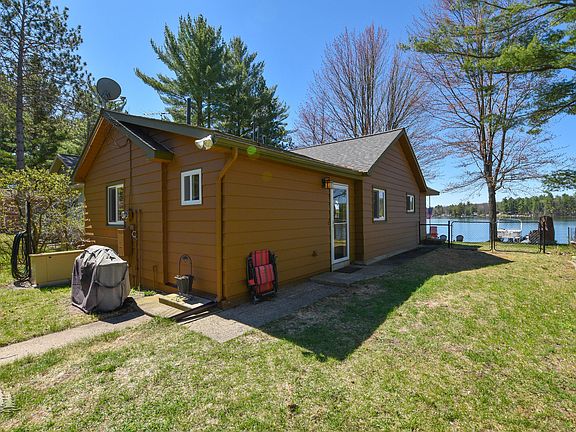 2nd image of 4595 Oakwood Dr