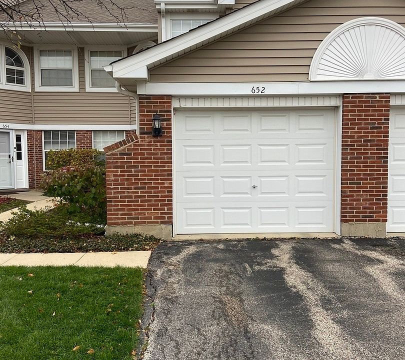 1st image of 652 W Happfield Dr