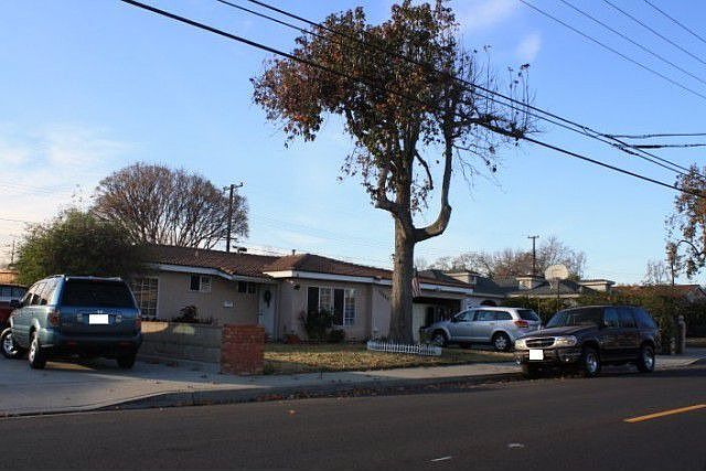 1st image of 12660 Yorba Ave