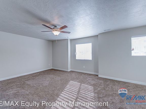 4th image of 14427 S Ashgrove Ct