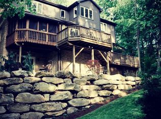 2801 Ridge Dr, Allison Park, PA 15101