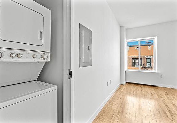 5th image of 620 W 143rd St #F