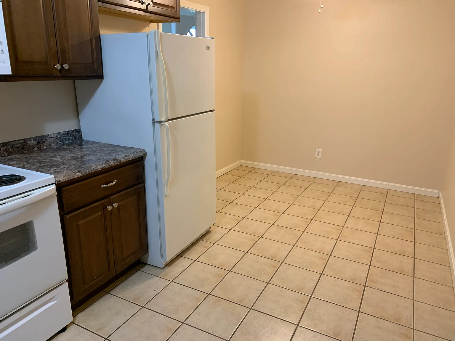4 bed, 1479 sqft, $1,895 — Photo 3