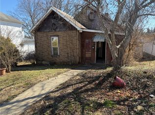 222 Elizabeth St, New Lexington, OH 43764