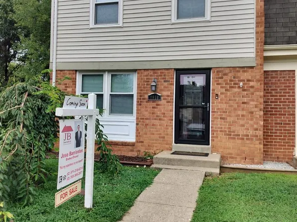 1938 Mariner Ln, Woodbridge, VA 22192