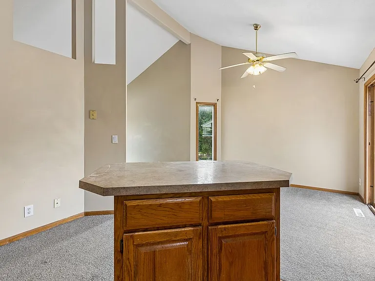 2402 King Dr — Photo 12