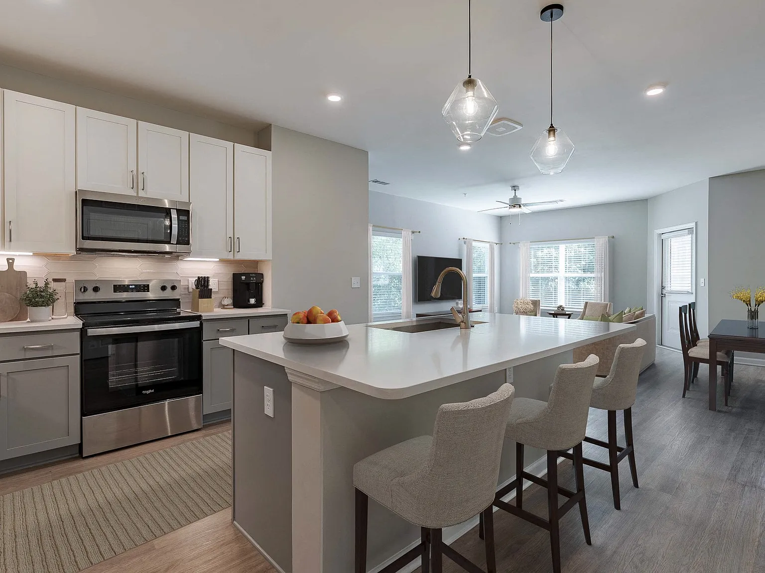 Paxton Place Apartments — Photo 2