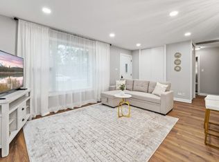 3712 Wren Ln #ID1237875P, Rolling Meadows, IL 60008