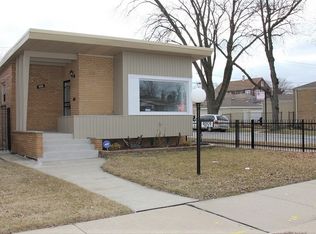 9059 S Oglesby Ave, Chicago, IL