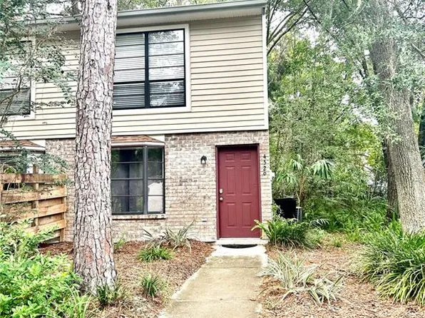 4520 SW 45th Dr, Gainesville, FL 32608