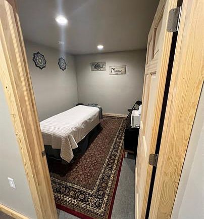 5th image of 717 South Blvd #11014571
