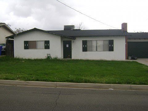 1st image of 33525 Washington Dr