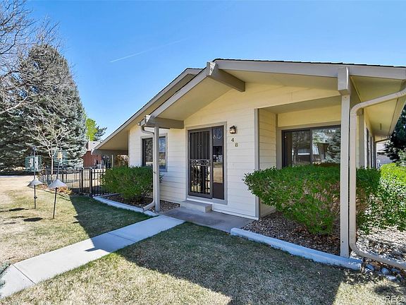 5th image of 48 Scott Drive S