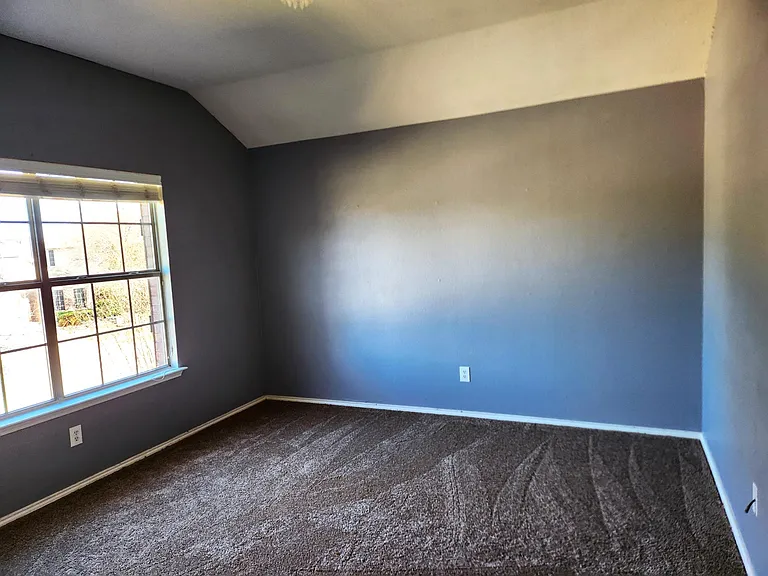 520 Lake Point Dr — Photo 12
