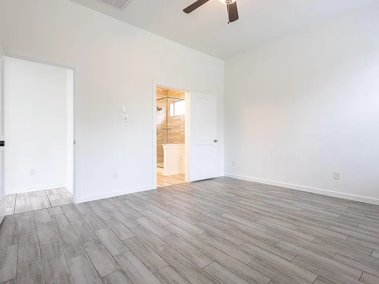 12226 Castano Creek Dr — Photo 23