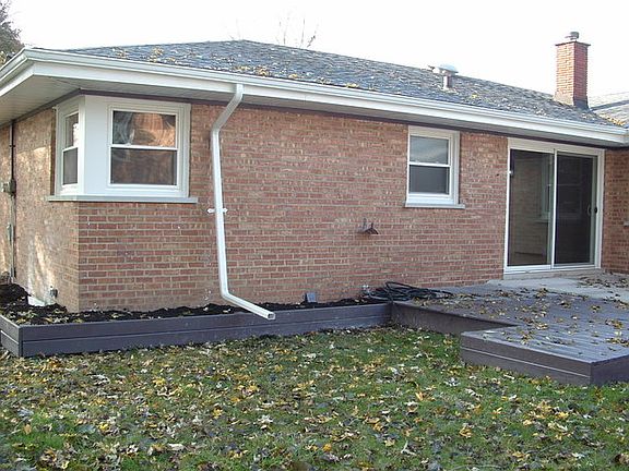 5th image of 16745 S Park Ave