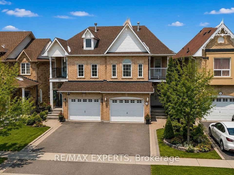 1st image of 62 Colonial Cres