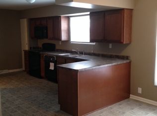 3817 15th St, Moline, IL 61265