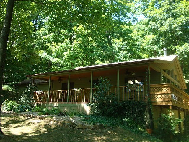 1st image of 322 Buckhorn Ln