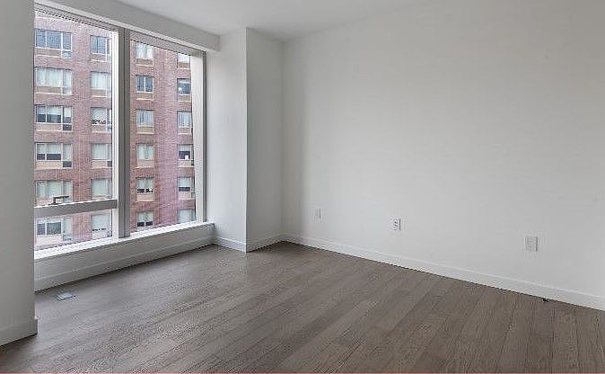 1st image of 252 South St #10G