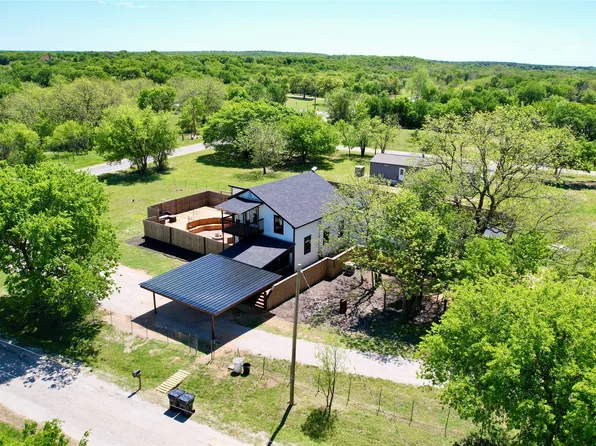 51 3rd St, Graford, TX 76449