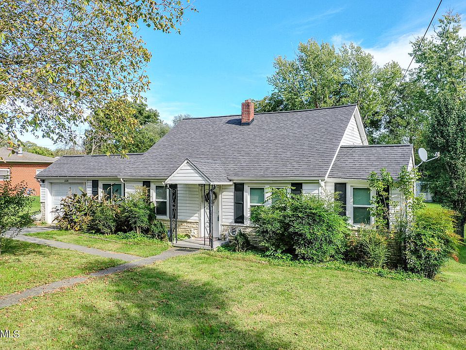 1st image of 2228 Montvale Rd