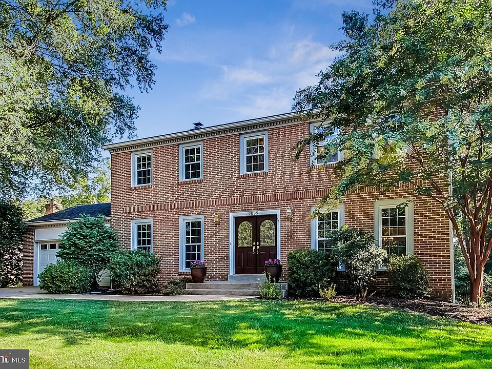 1st image of 9085 Wexford Dr
