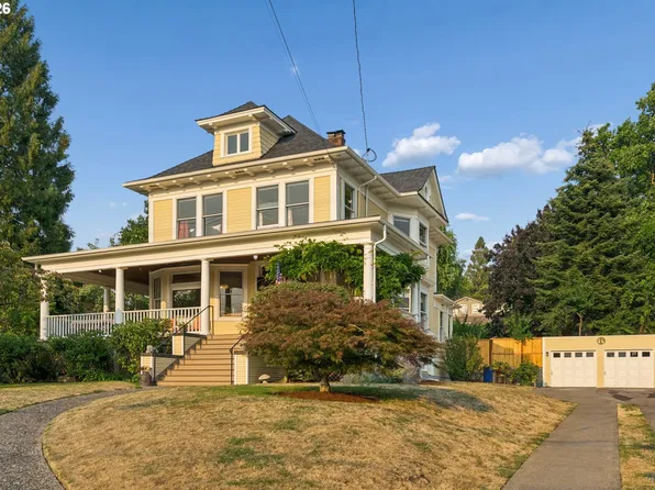 322 SE 61st Ave, Portland, OR 97215