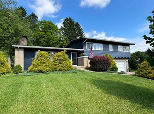 101 Emerson Rd, Clarksburg, WV 26301