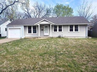 413 E Cloud St, Salina, KS 67401