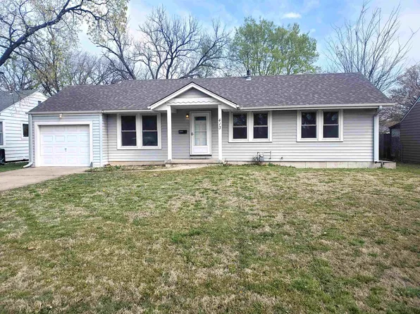 413 E Cloud St, Salina, KS 67401