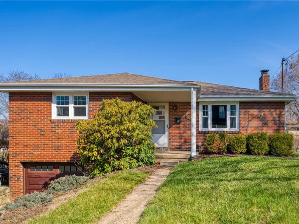 427 Center St, Zelienople, PA 16063