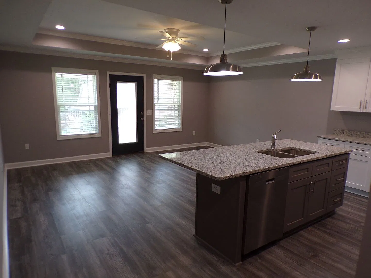 Lowe Drive 323 1-8 — Photo 3
