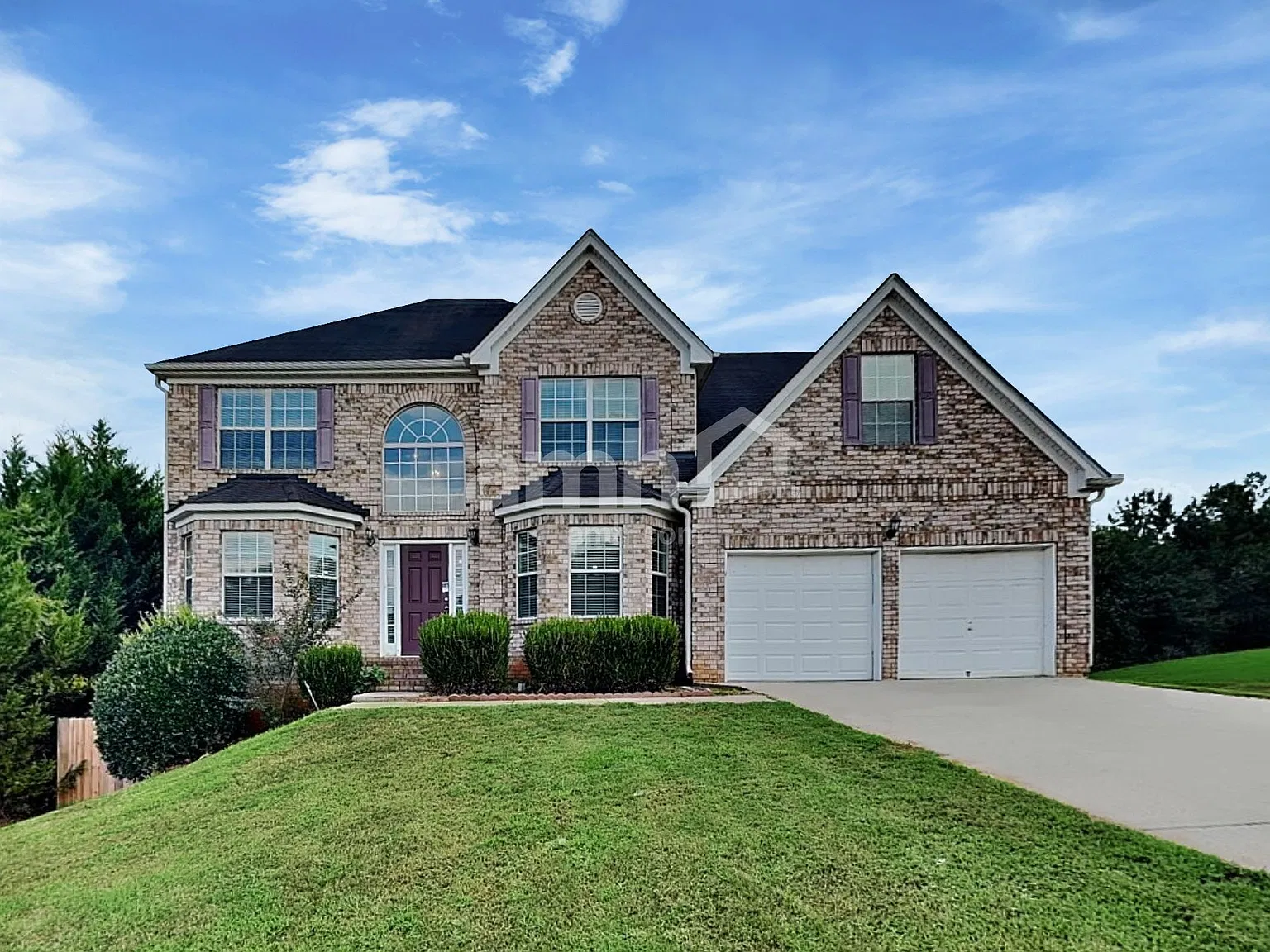 5 bed, 2.0 bath, 2953 sqft, $2,795 — Photo 1