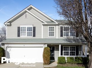 8818 Laurel Run Dr, Charlotte, NC 28269