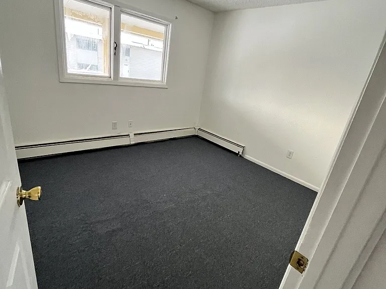 3637 Thompson Ave #1-3-4 — Photo 11