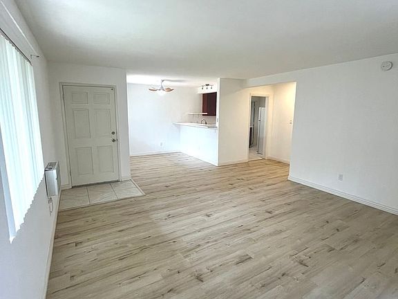 2nd image of 3981-3983 Lamont St #Dc984efad