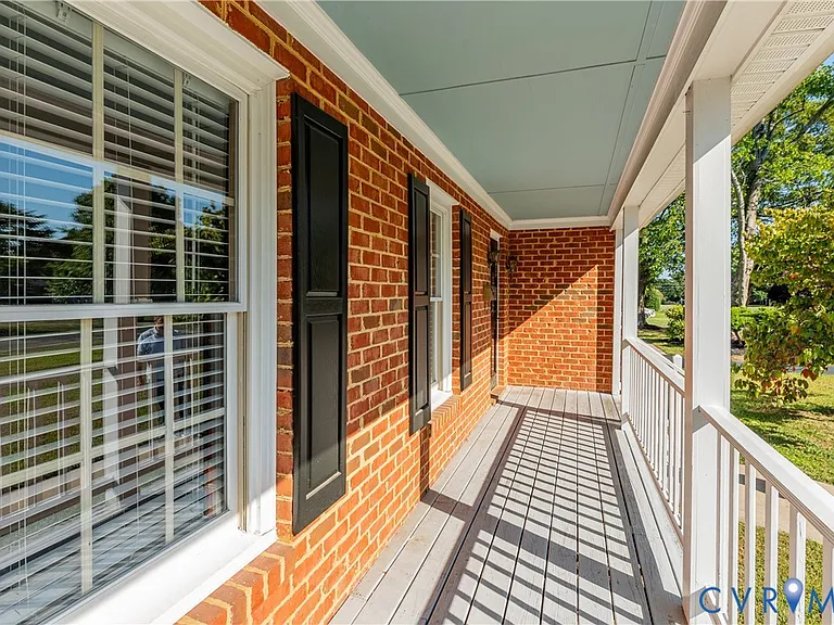 5318 Monument Ave — Photo 7
