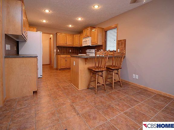 5th image of 10220 Brentwood Dr