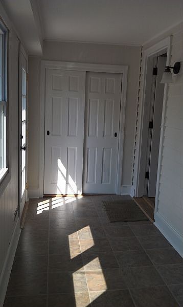 1st image of 12 De Vausney Pl