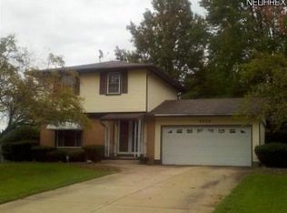 2419 Trentwood Dr SE, Warren, OH