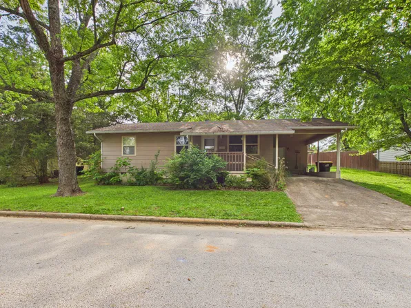 804 N Robinson St, Harrison, AR 72601