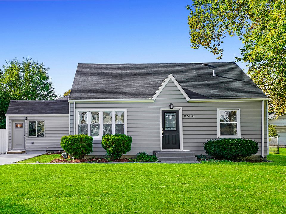 8608 McVicker Ave, Burbank, IL 60459 Zillow