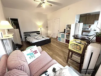 Rented by ZealEstate Group Inc