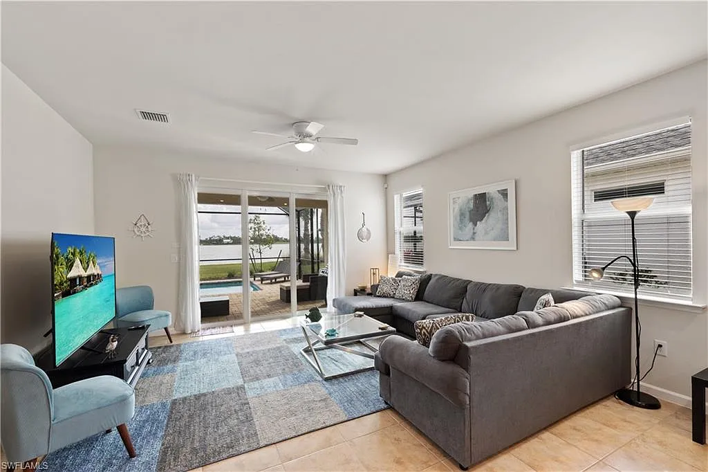 3 bed, 2.0 bath, 2000 sqft, $9,000 — Photo 4